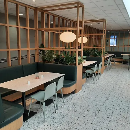 科尔丁体育酒店 2*