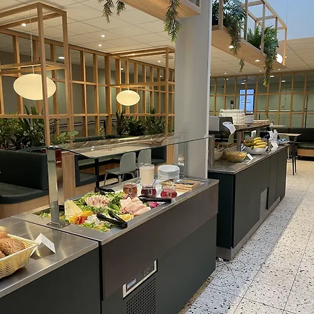 科尔丁体育酒店 酒店